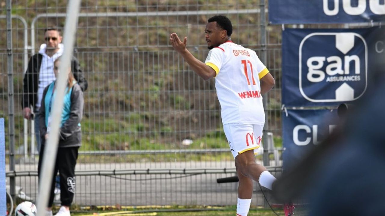 Francezii nu au mai văzut așa ceva de jumătate de secol! Câte minute i-au trebuit unui jucător să reușească hat-trick-ul_1
