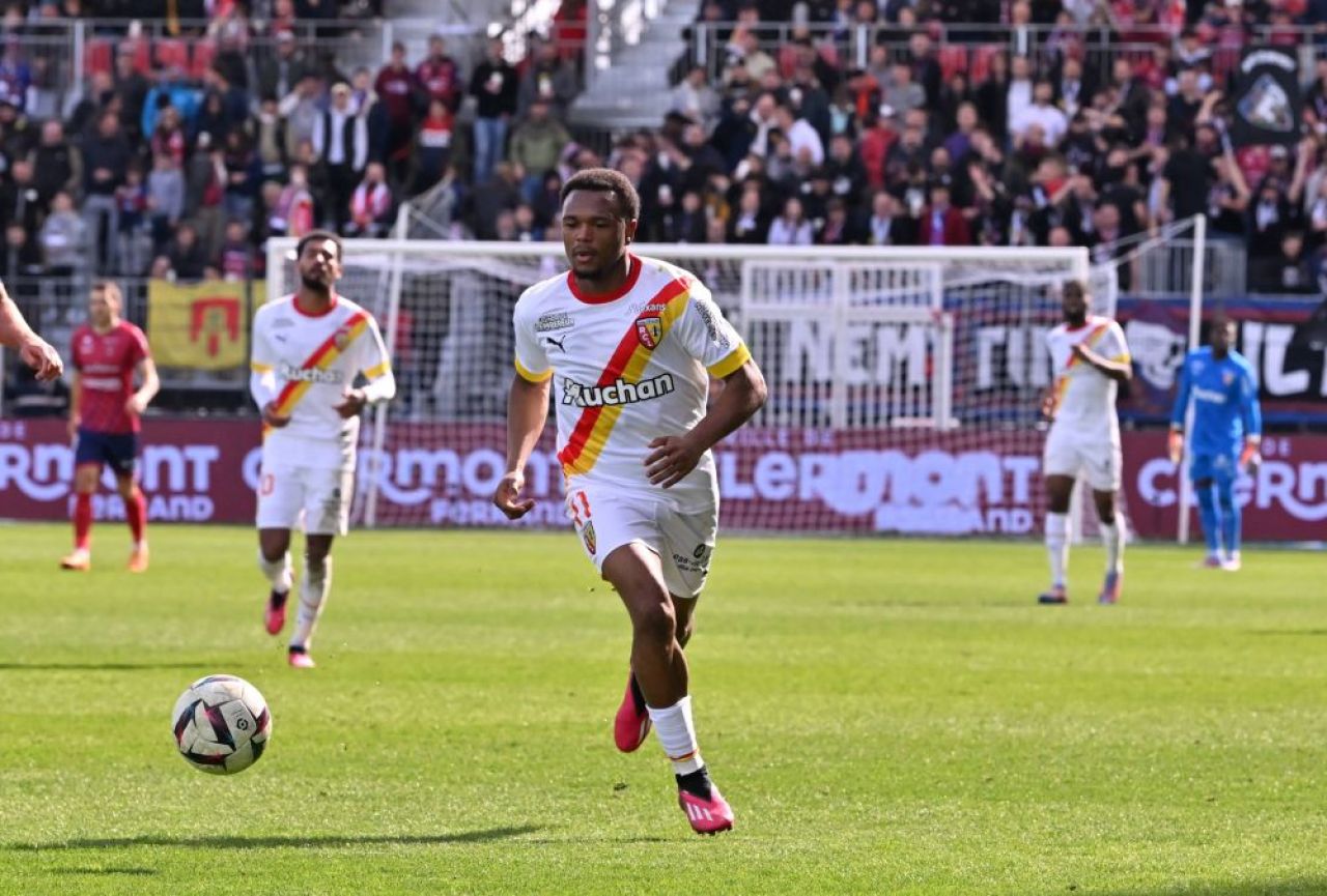 Francezii nu au mai văzut așa ceva de jumătate de secol! Câte minute i-au trebuit unui jucător să reușească hat-trick-ul_3