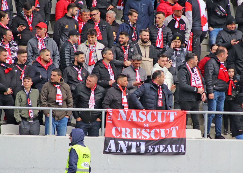 Cum s-au șicanat galeriile lui Dinamo și Poli Timișioara. Bănățenii, ajutați de fanii rapidiști &icirc;n deplasarea la București