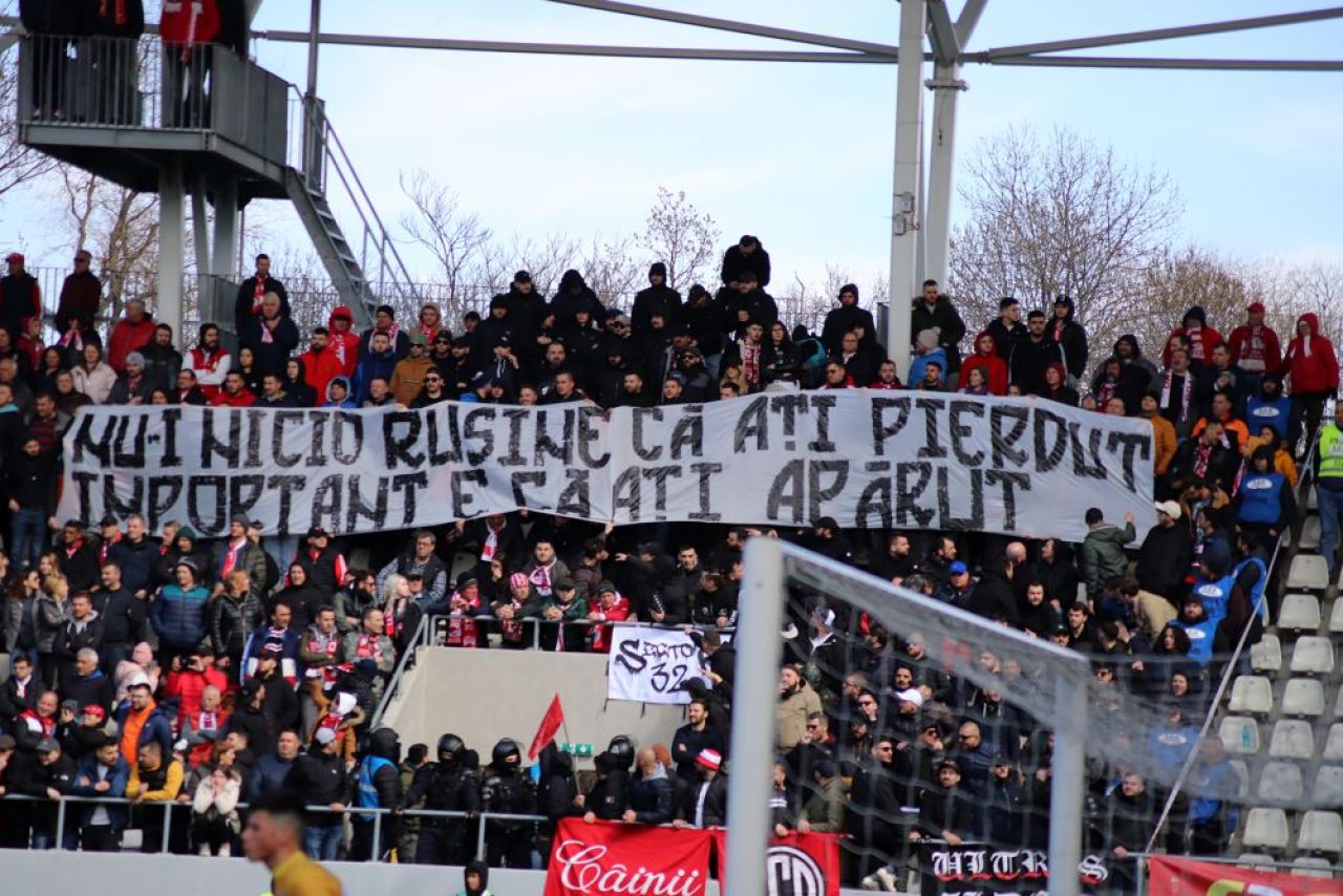 Cum s-au șicanat galeriile lui Dinamo și Poli Timișioara. Bănățenii, ajutați de fanii rapidiști în deplasarea la București_12