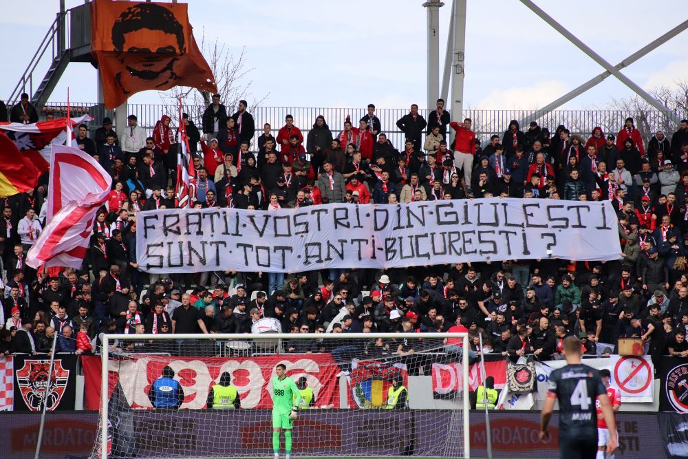 Cum s-au șicanat galeriile lui Dinamo și Poli Timișioara. Bănățenii, ajutați de fanii rapidiști în deplasarea la București_13