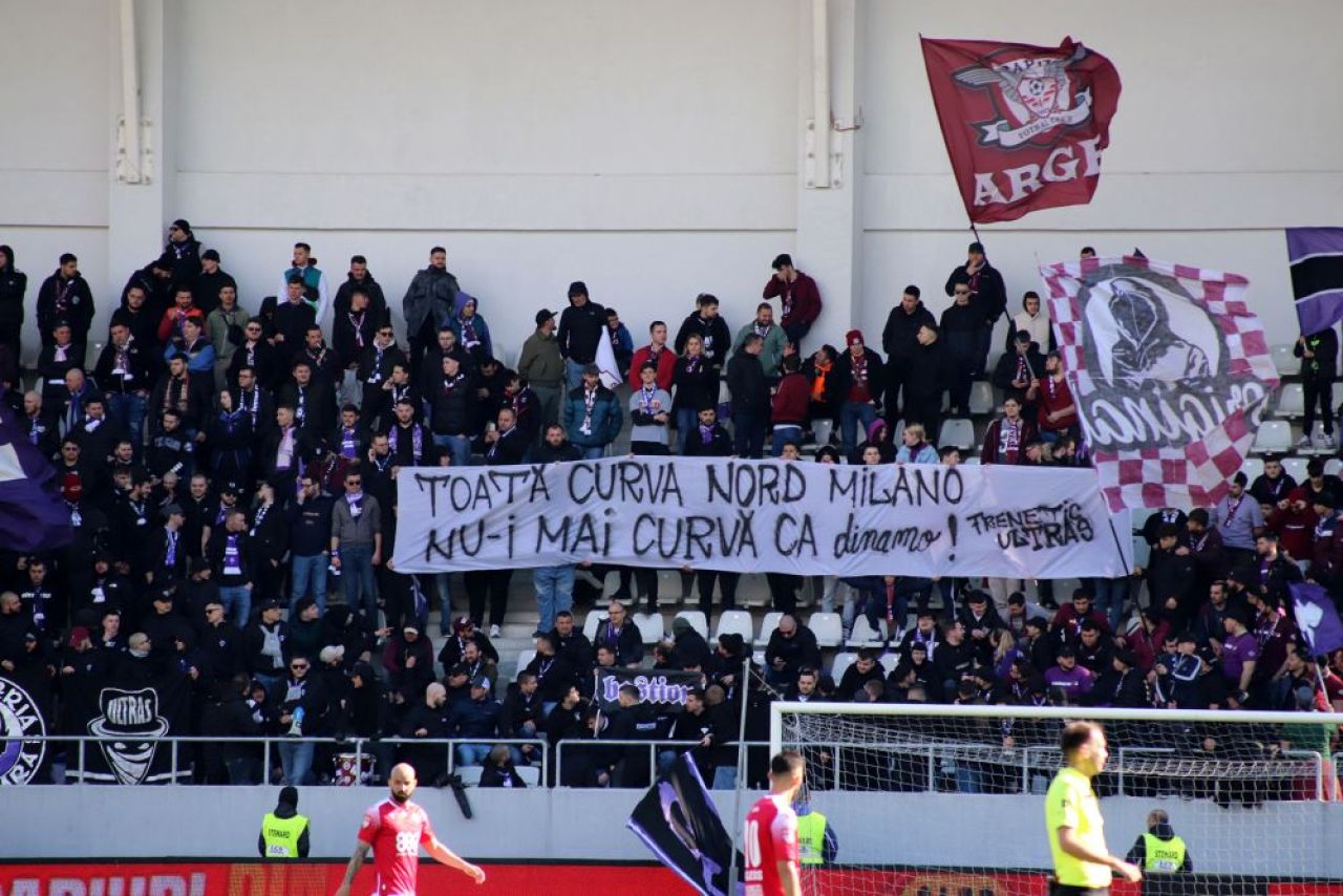 Cum s-au șicanat galeriile lui Dinamo și Poli Timișioara. Bănățenii, ajutați de fanii rapidiști în deplasarea la București_23