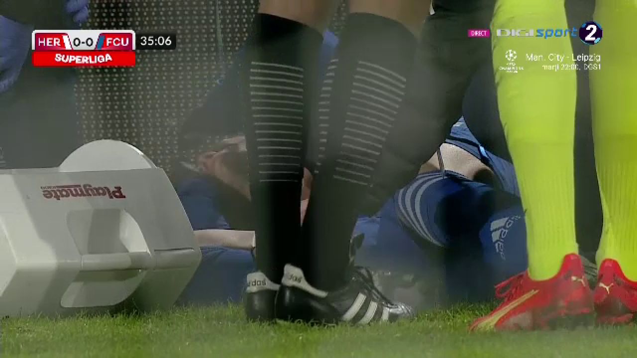 Pierdere uriașă pentru FCU Craiova! William Baeten a ieșit pe brațe de pe teren, în urma unui fault teribil _4