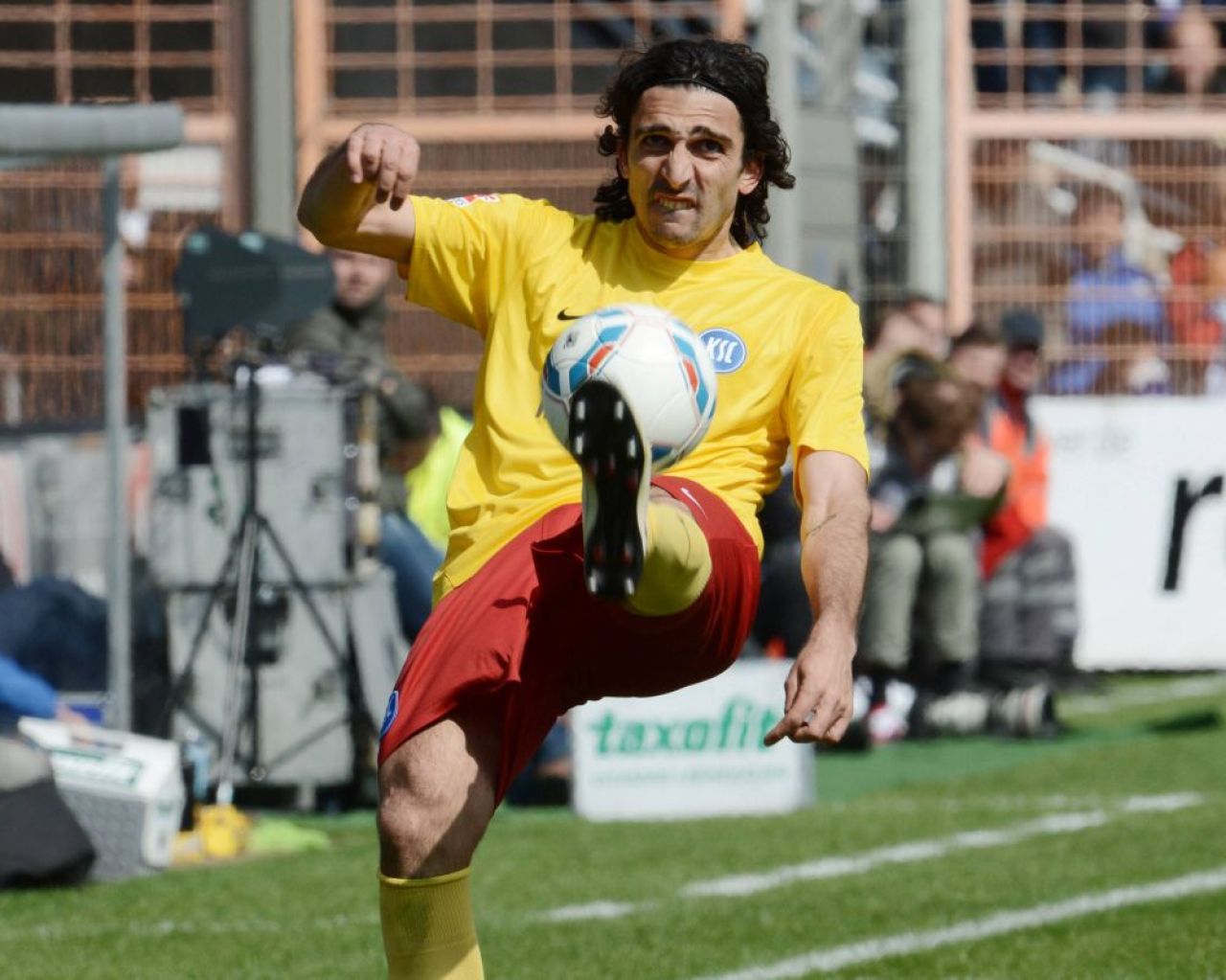 El este favoritul pentru postul de antrenor la FCSB! Nu e bulgar, dar e ortodox și a jucat în România + nu și-a mai găsit echipă de un an_2