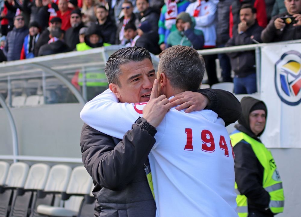 Dinamo, îndemnată să-și tempereze ambițiile. 