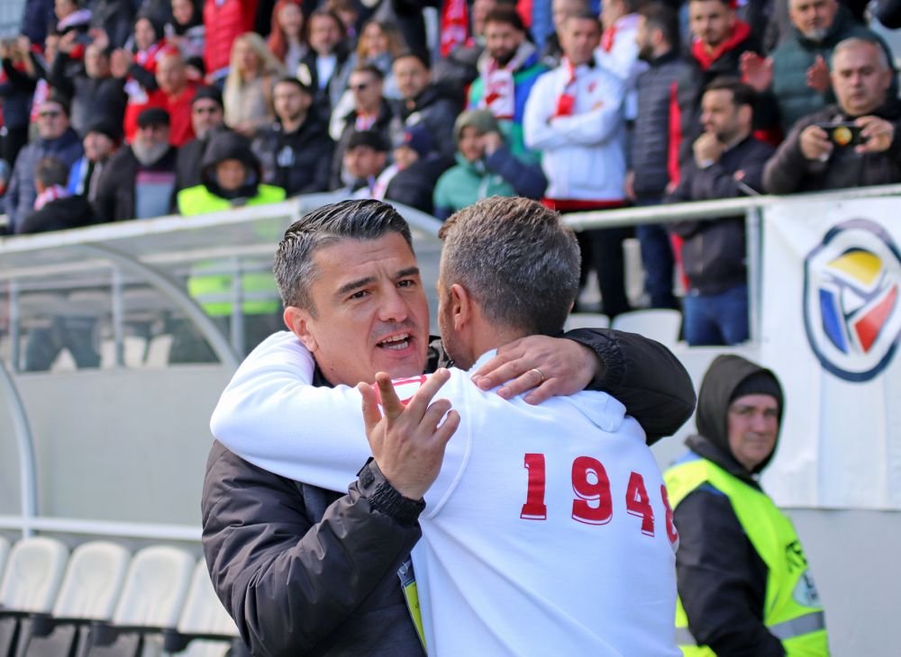 Dinamo, îndemnată să-și tempereze ambițiile. 