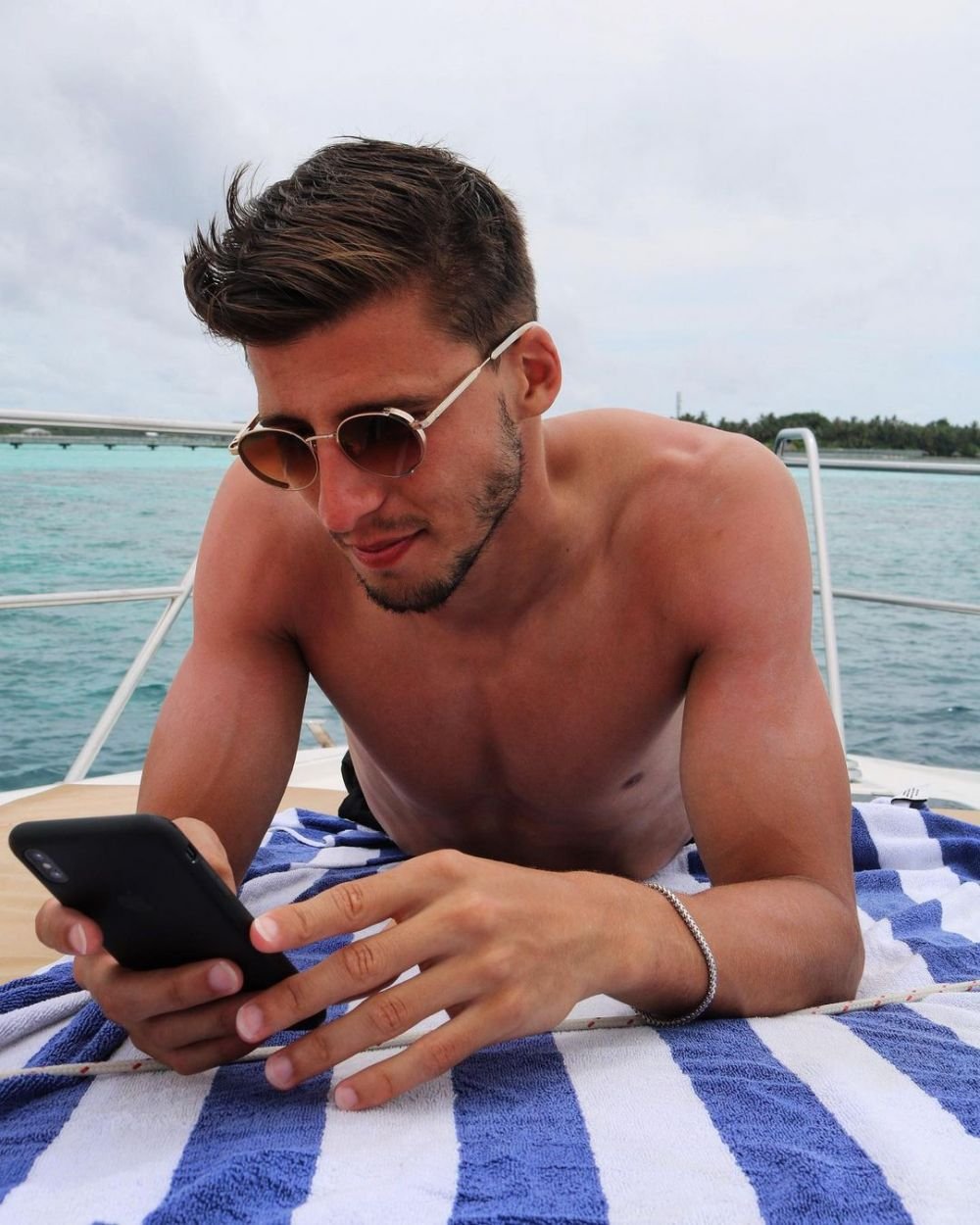 Jack Grealish și Erling Haaland au acordat Oscarul pentru 'cea mai mare fraudă' din fotbal! Coechipierul pe care l-au 'premiat'_15