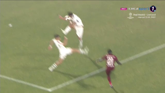 CFR Cluj - U Cluj 4-0 | Au pus mână de la mână! Victorie clară pentru echipa lui Petrescu în derby-ul orașului_4