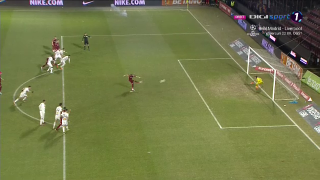 CFR Cluj - U Cluj 4-0 | Au pus mână de la mână! Victorie clară pentru echipa lui Petrescu în derby-ul orașului_7