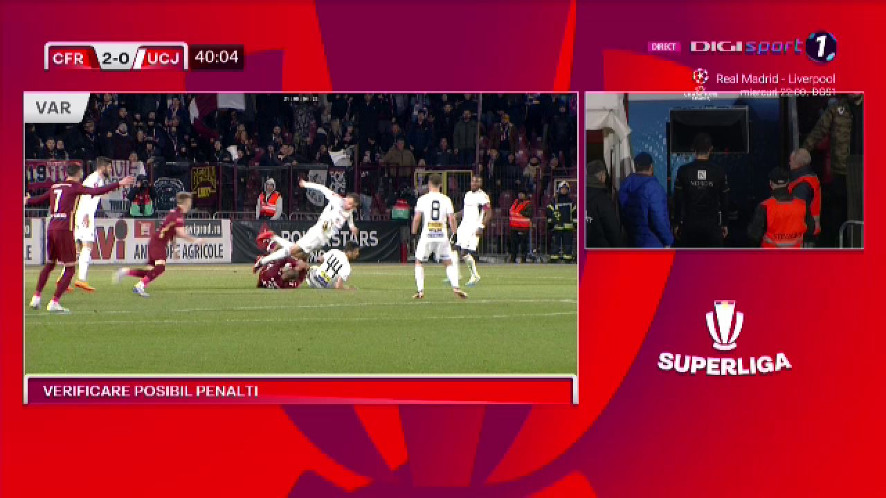 Fază controversată în CFR Cluj - U Cluj! Marcel Bîrsan a consultat VAR-ul și a acordat penalty_3