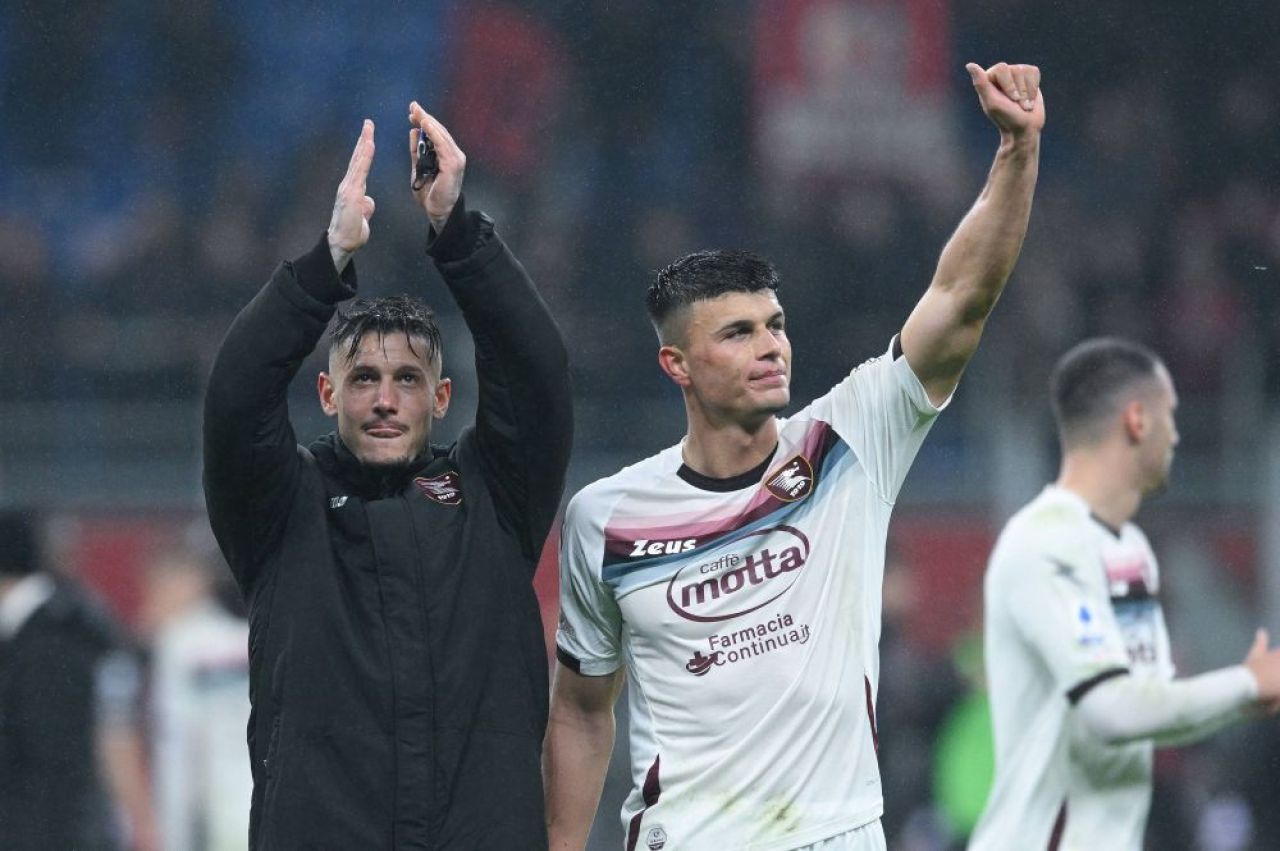 Salernitana, cu un român în primul ”11”, a încurcat-o pe campioana AC Milan chiar pe ”San Siro”!_2