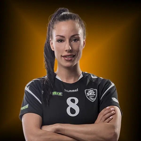 E frumoasă foc, e medaliată la Mondiale cu Danemarca și va juca în Liga Florilor din viitorul sezon!_3