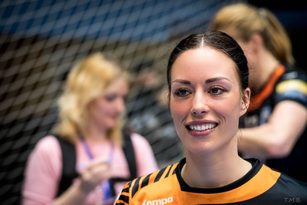 E frumoasă foc, e medaliată la Mondiale cu Danemarca și va juca în Liga Florilor din viitorul sezon!_5