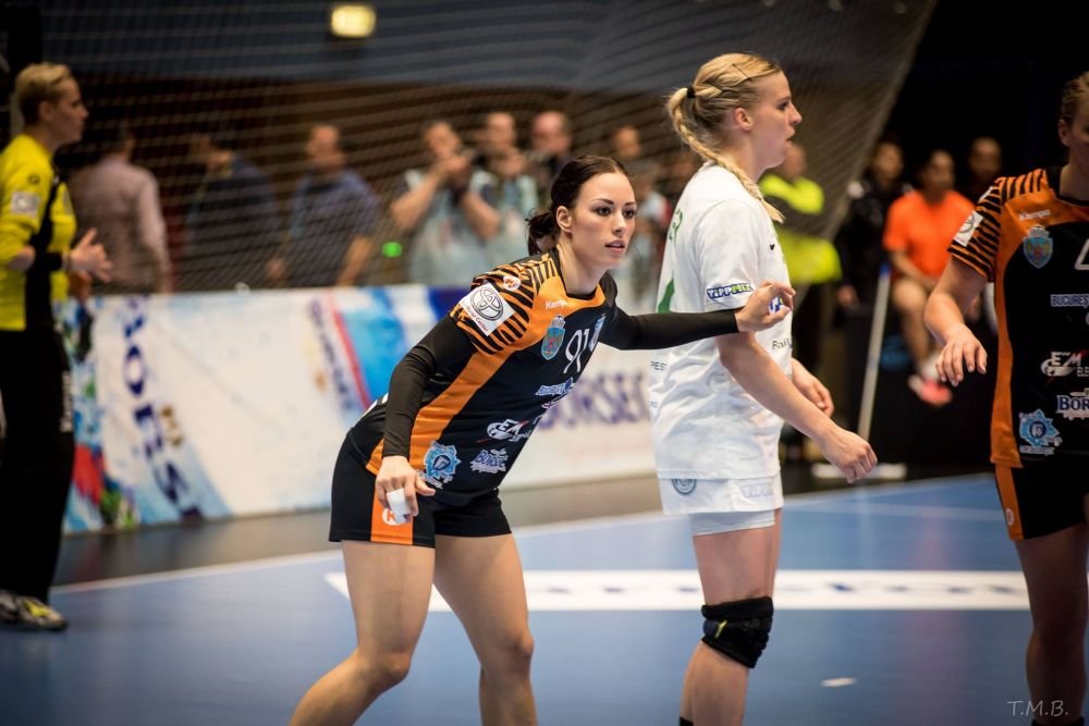 E frumoasă foc, e medaliată la Mondiale cu Danemarca și va juca în Liga Florilor din viitorul sezon!_7