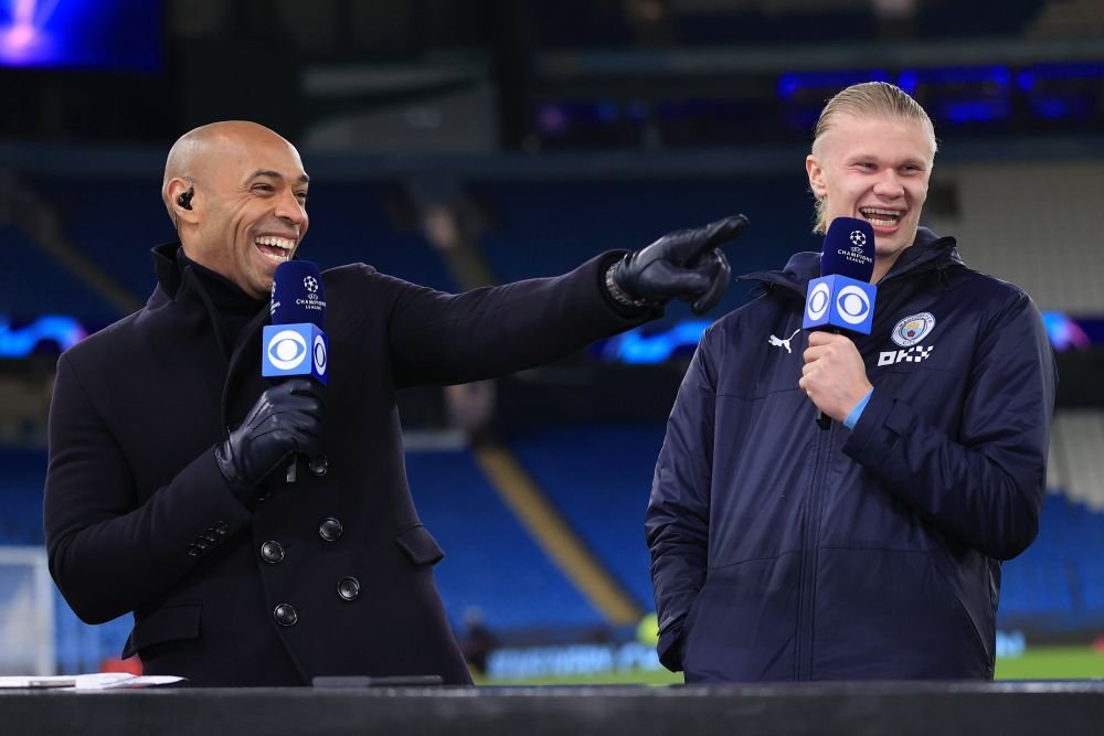 Thierry Henry i-a adresat o întrebare lui Erling Haaland, apoi s-a înclinat în fața norvegianului_8