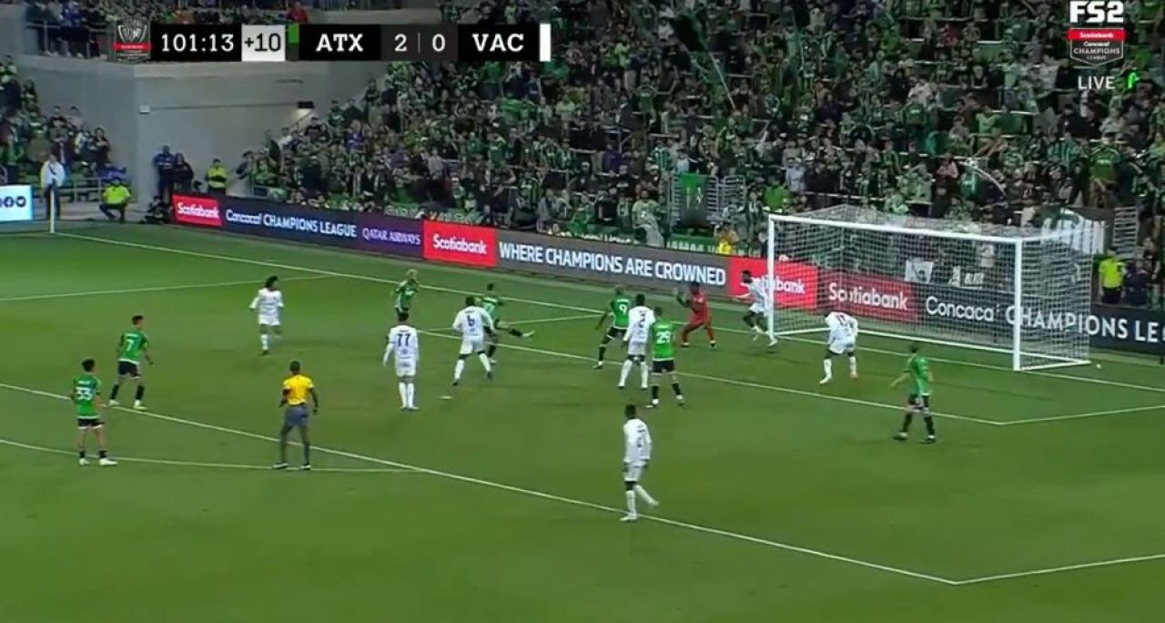 Au bătut cu 3-0 în Champions League, dar la retur doar 10 jucători au primit viză! Ce s-a întâmplat pe teren e „desprins din cărți”_9