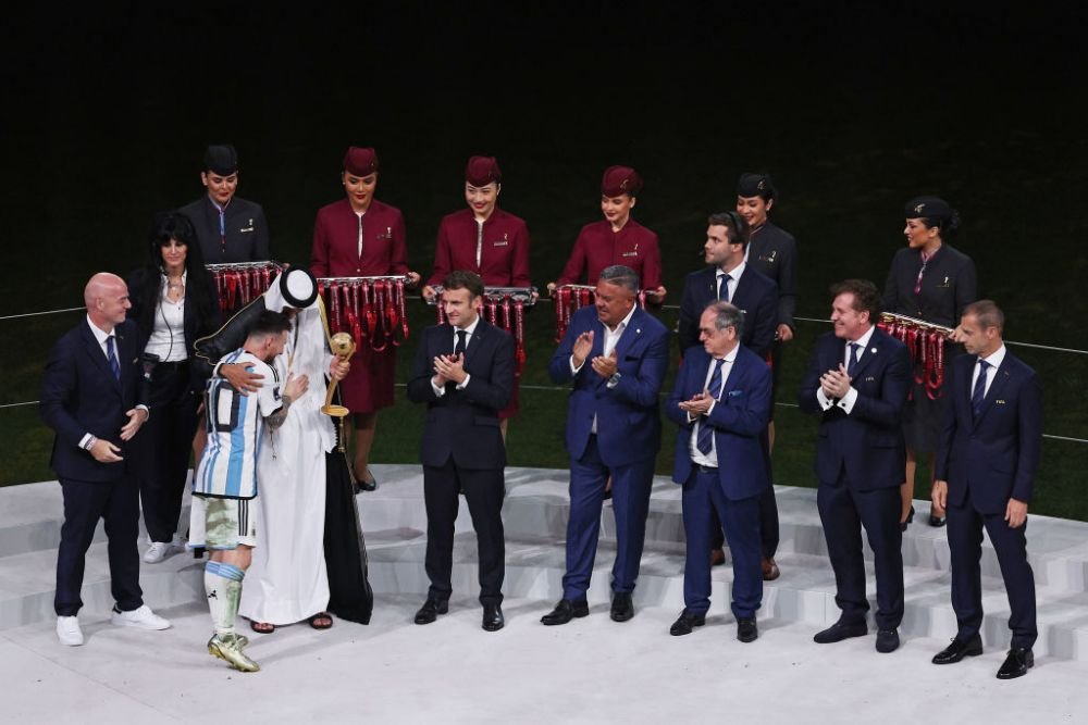 Neymar a pus ochii pe o româncă! Cine este Adriana Paul, focoasa brunetă pe care o urmărește pe Instagram _45