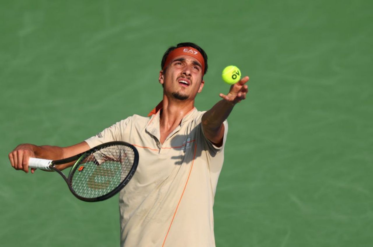 El este tenismenul care bate jucători din top 10 ATP și „rupe topurile” în Spotify: italianul a dat lovitura_1