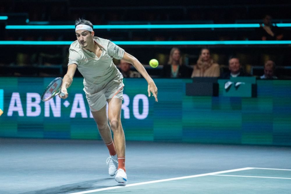 El este tenismenul care bate jucători din top 10 ATP și „rupe topurile” în Spotify: italianul a dat lovitura_6