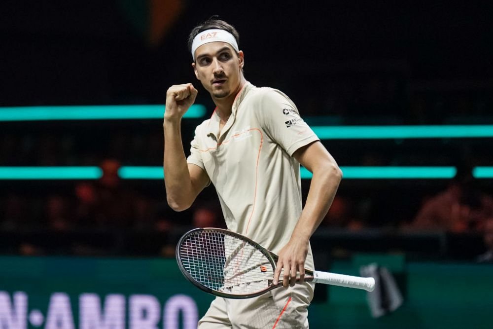 El este tenismenul care bate jucători din top 10 ATP și „rupe topurile” în Spotify: italianul a dat lovitura_8