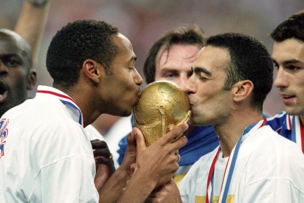 L Equipe anunță: Thierry Henry, selecționerul Franței! UPDATE Ce s-a &icirc;nt&acirc;mplat la discuția cu Federația Franceză de Fotbal