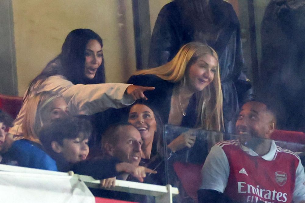 Kim Kardashian, suporter de lux la eliminarea lui Arsenal, din Europa League! Reacțiile fanilor au fost necruțătoare_8
