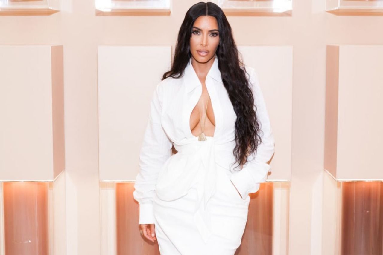 Kim Kardashian, suporter de lux la eliminarea lui Arsenal, din Europa League! Reacțiile fanilor au fost necruțătoare_12