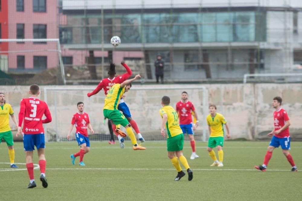 Cine este singurul fotbalist român care se bate la titlu în Republica Moldova + play-off de la zero, indiferent de puncte!_8