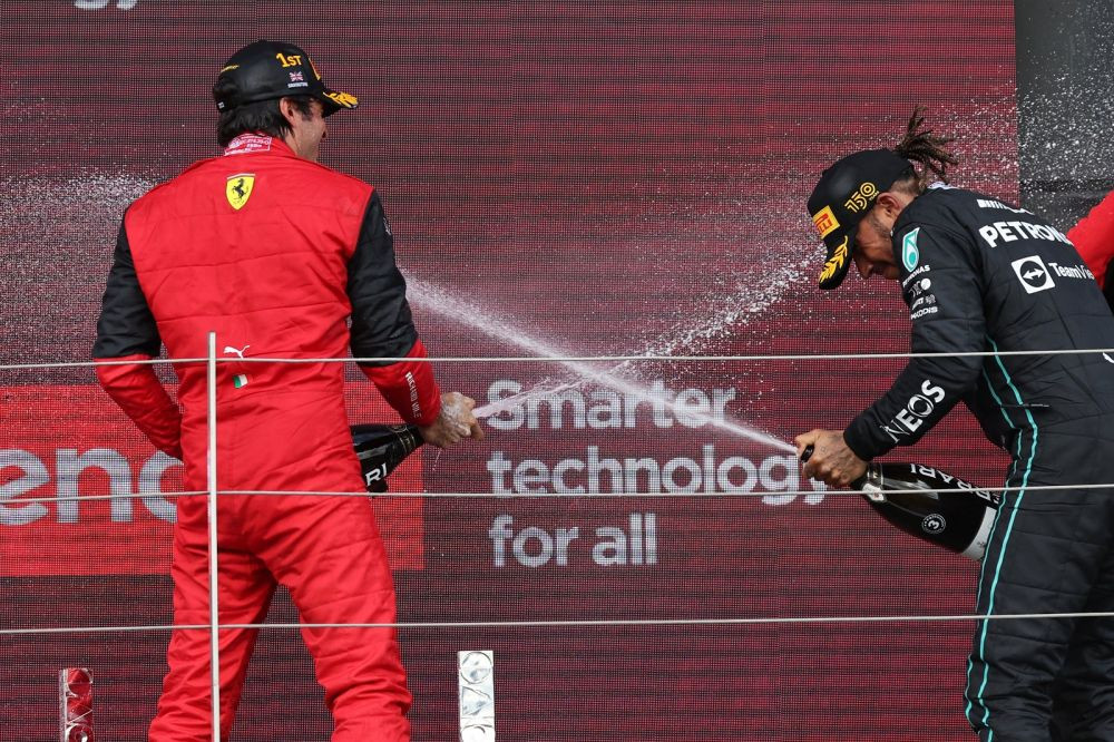 Lewis Hamilton, mesaj războinic: &bdquo;Sunt pe deplin dedicat!&rdquo;