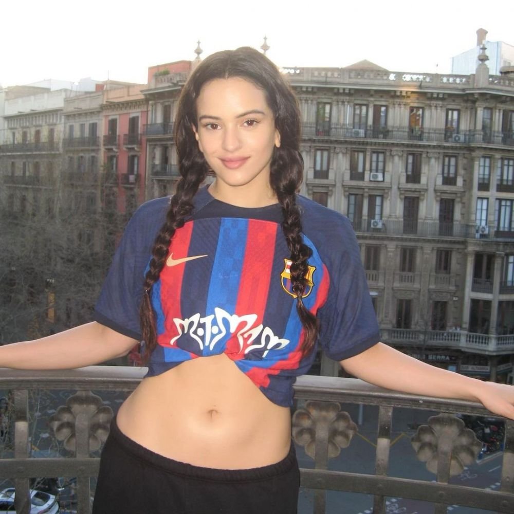 Artista adorată de toată planeta, care va fi pe tricourile Barcei în El Clasico, a dezvăluit care sunt jucătorii săi preferați_41