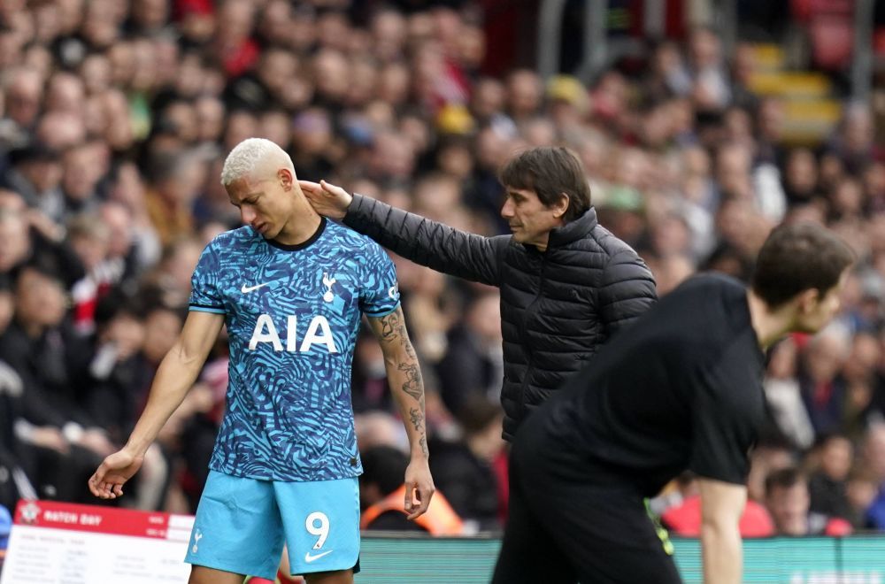 Accidentare cumplită pentru Richarlison! Fotbalistul lui Spurs a ieșit plângând de pe teren_14