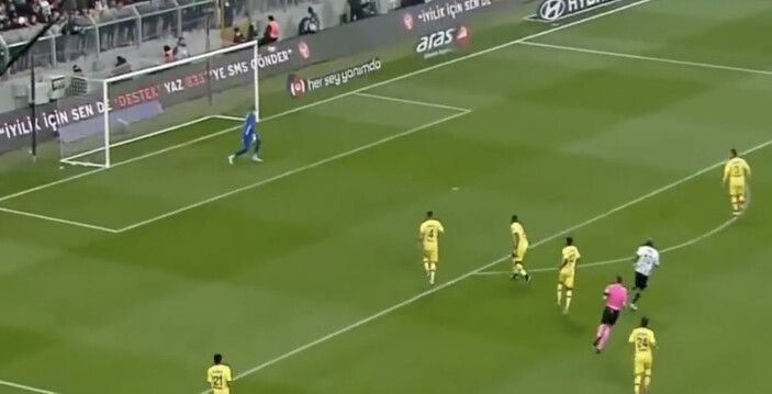„Magnific!” Omul care a plecat de la Al-Nassr din cauza lui Ronaldo face show în Europa_3