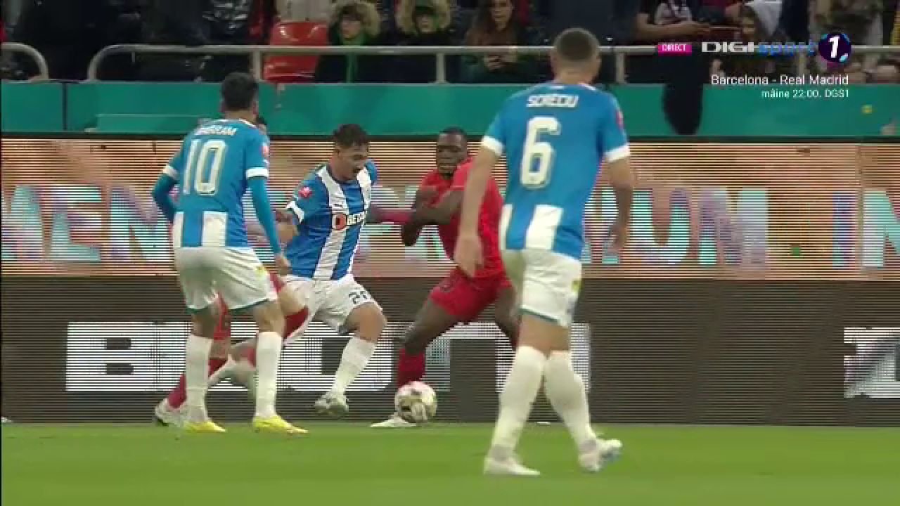 Jovan Show! Markovic i-a ridiculizat pe fundașii de la FCSB și a înscris superb _11