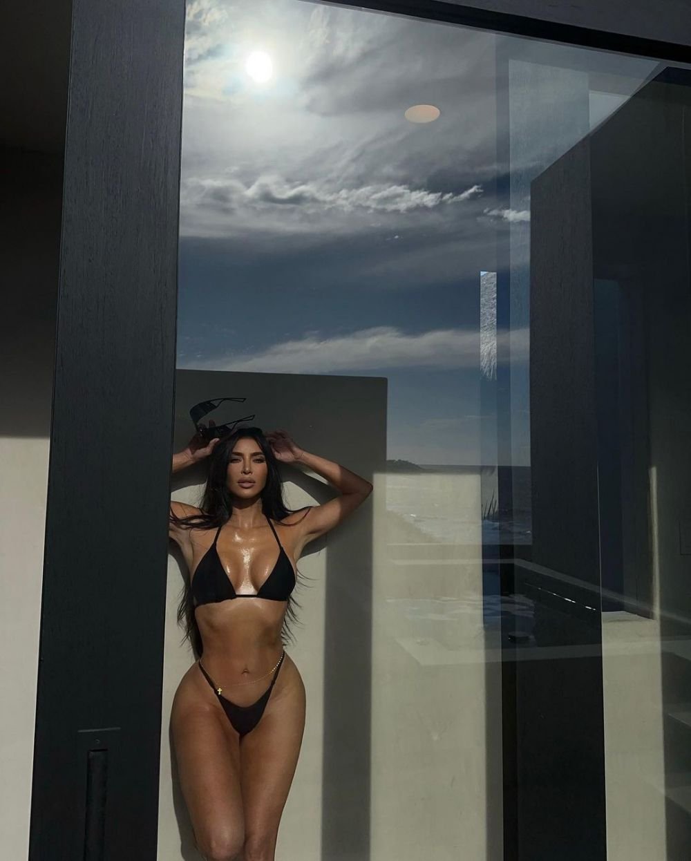 Kim Kardashian, sunată de Bukayo Saka după ce Arsenal a fost eliminată din Europa League! Ce i-a spus jucătorul _7