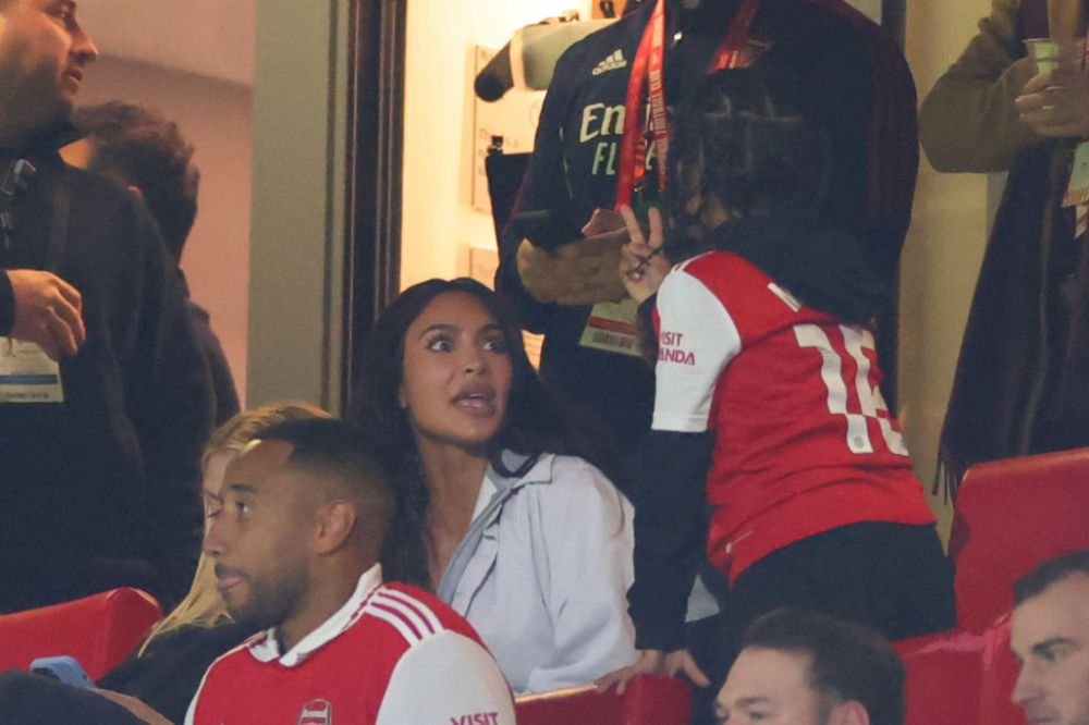 Kim Kardashian, sunată de Bukayo Saka după ce Arsenal a fost eliminată din Europa League! Ce i-a spus jucătorul _14