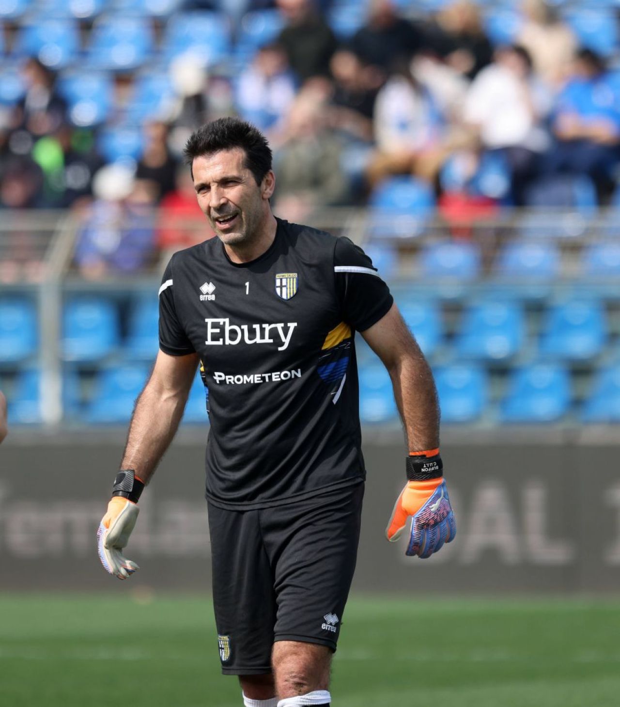 Imagini memorabile cu Cesc Fabregas și Gianluigi Buffon, adversari în Serie B: