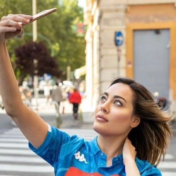 Motivația de care Napoli avea nevoie! Actrița care a promis că se dezbracă dacă se câștigă titlul! _51