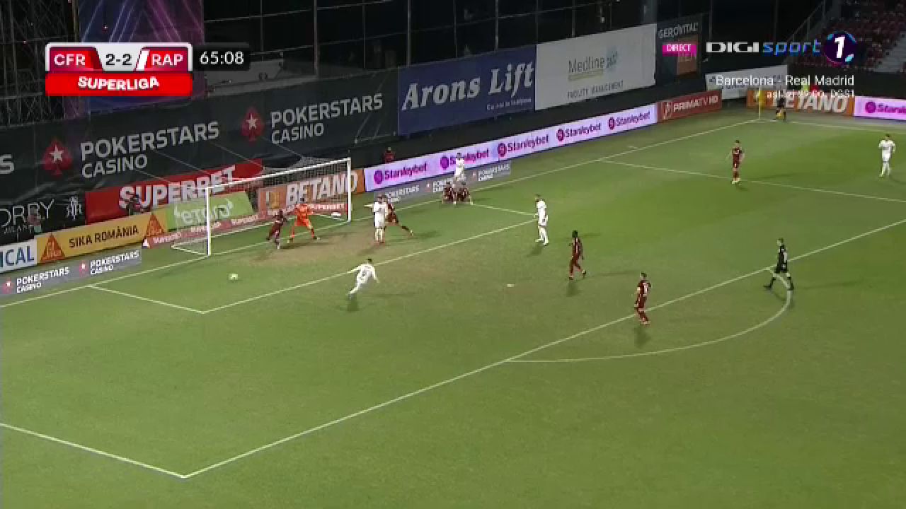 Costache, în lacrimi la finalul meciului cu CFR Cluj! Ratare monumentală a extremei în timpul meciului_10