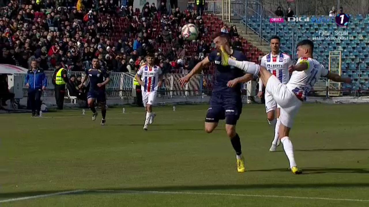 Cum arată Cătălin Itu, după ce a fost făcut KO în Oțelul - Poli Iași 1-2 _4