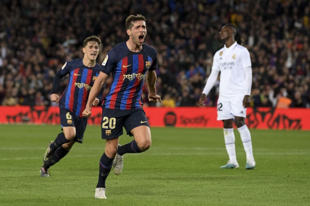 Se întâmplă și la case mai mari! Carlo Ancelotti s-a plâns de VAR după El Clasico: „Avem dubii că a fost ofsaid!” Replica a venit imediat: „E o chestie de știință!” _5