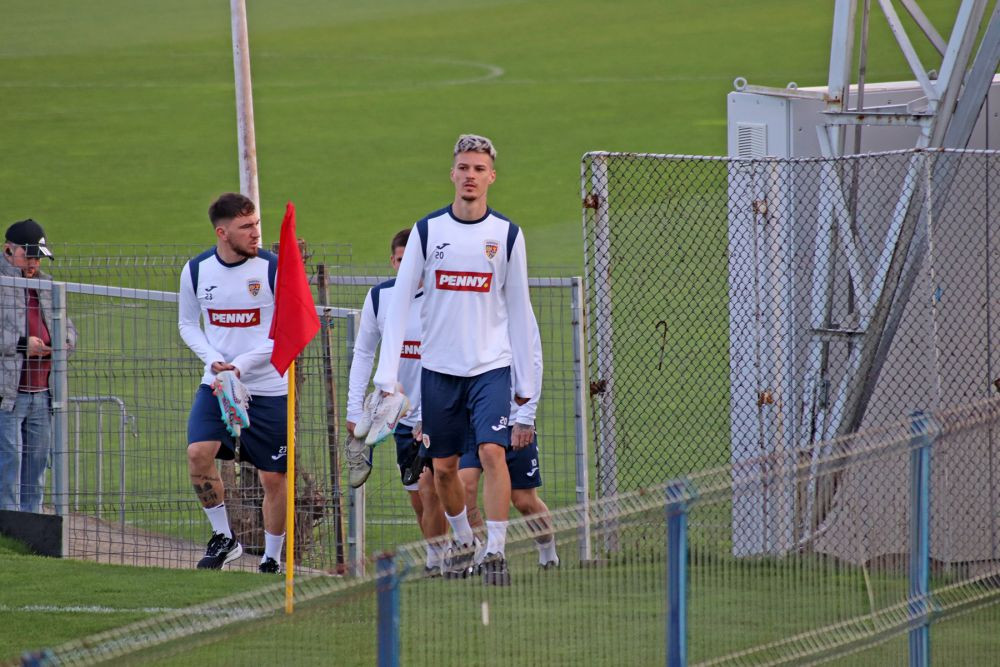 Imagini de la antrenamentul echipei naționale. Au lipsit 11 jucători, printre care toți portarii_3