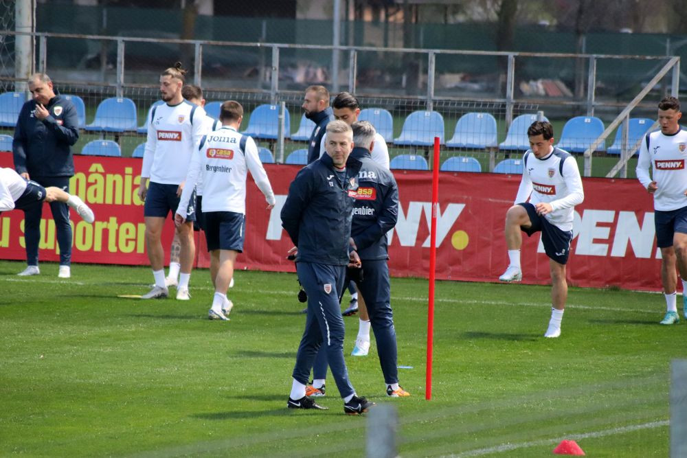 Imagini de la antrenamentul echipei naționale. Au lipsit 11 jucători, printre care toți portarii_70