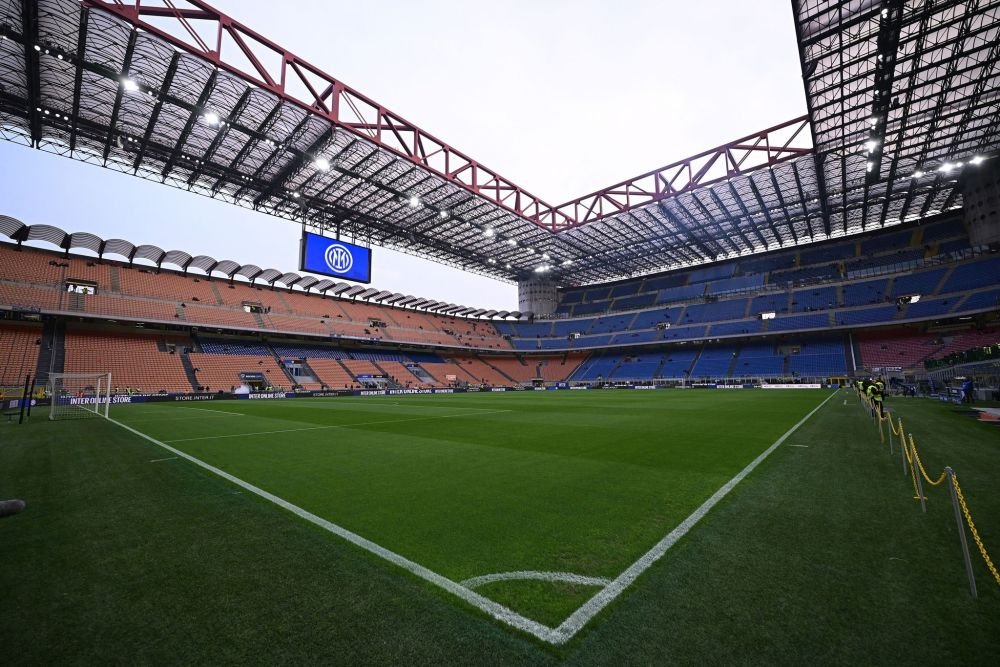 Inter Milano își poate pierde antrenorul și jumătate din lot, în vară! Pe cine vor să aducă 