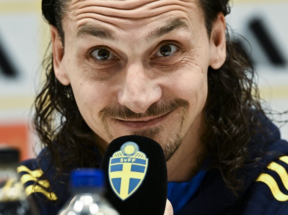 Zlatan Ibrahimovic Braveheart! Look nou pentru atacantul convocat la naționala Suediei la 41 de ani + ce recorduri va dobor&icirc;