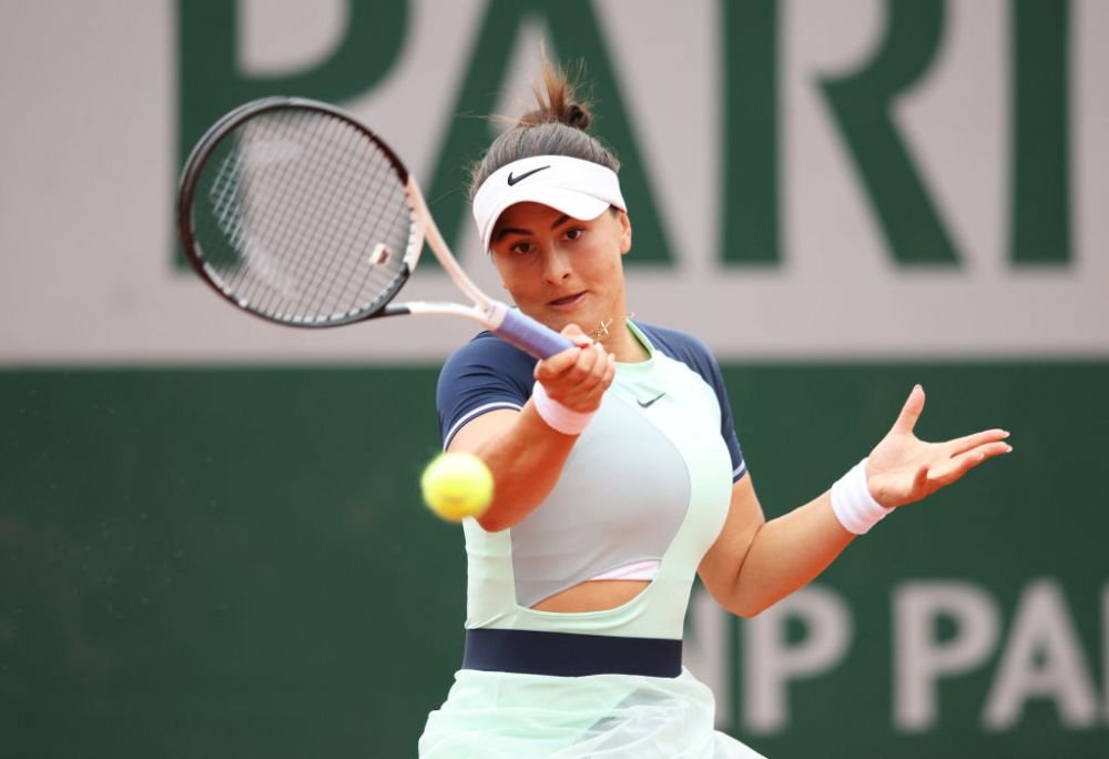„Duelul româncelor” la Miami: Bianca Andreescu a învins-o din nou pe Emma Răducanu_2