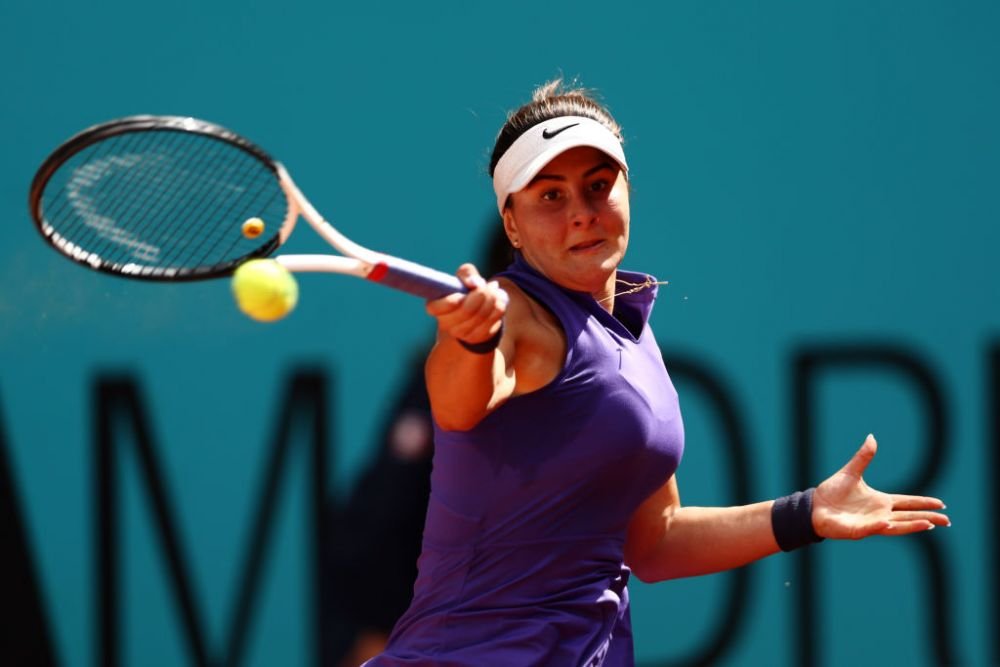 „Duelul româncelor” la Miami: Bianca Andreescu a învins-o din nou pe Emma Răducanu_15