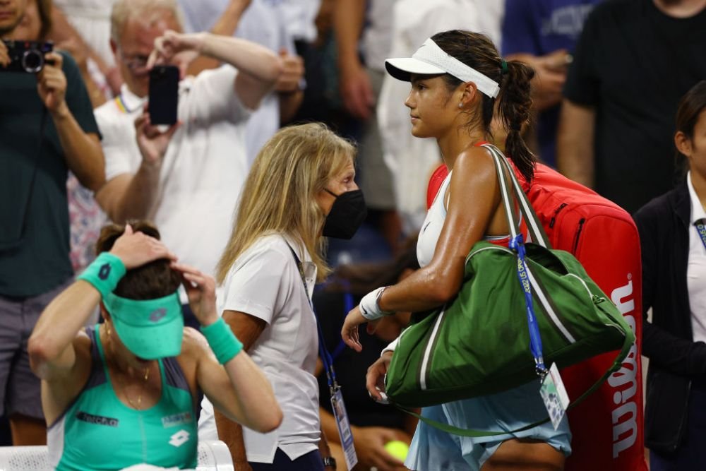 „Duelul româncelor” la Miami: Bianca Andreescu a învins-o din nou pe Emma Răducanu_23