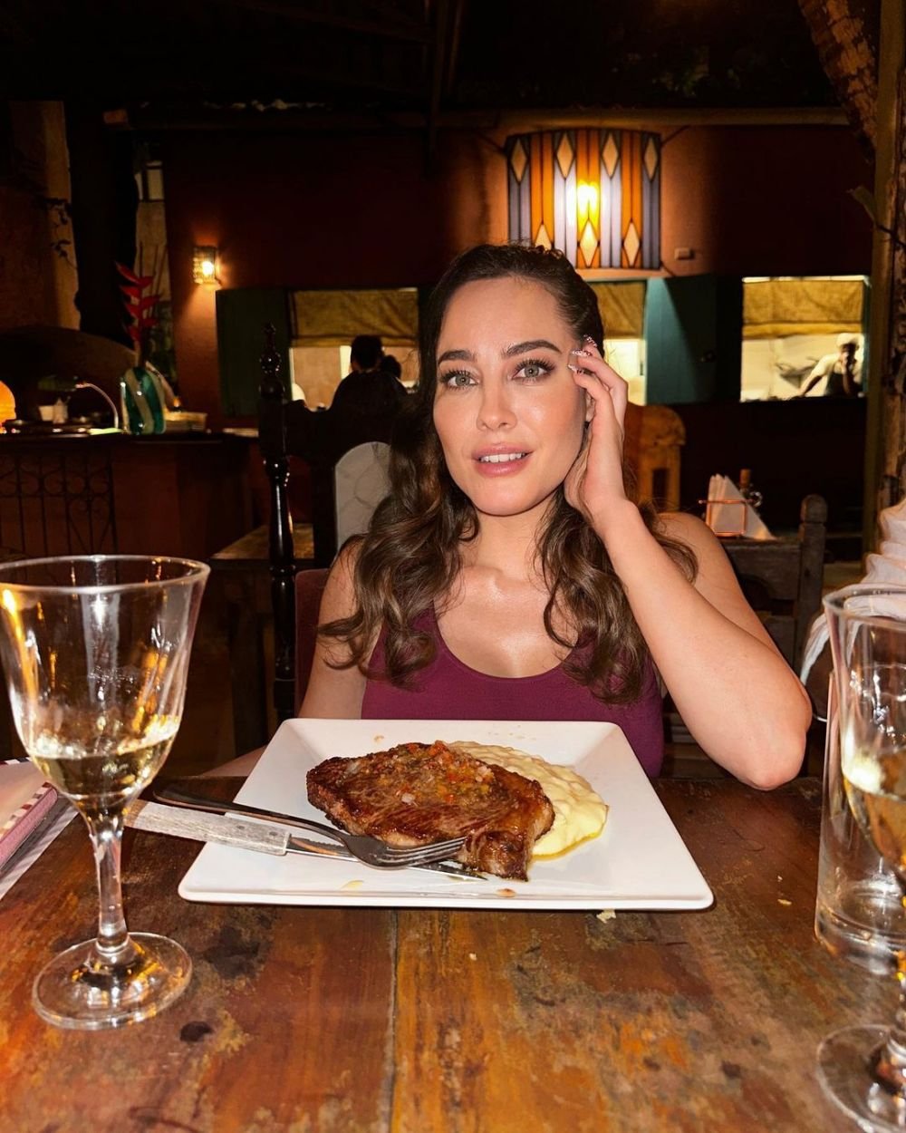 Cea mai sexy fană a lui Napoli i-a pus gând rău lui Khvicha Kvaratskhelia: „Voi avea o relație cu el!” Cum arată actrița_4
