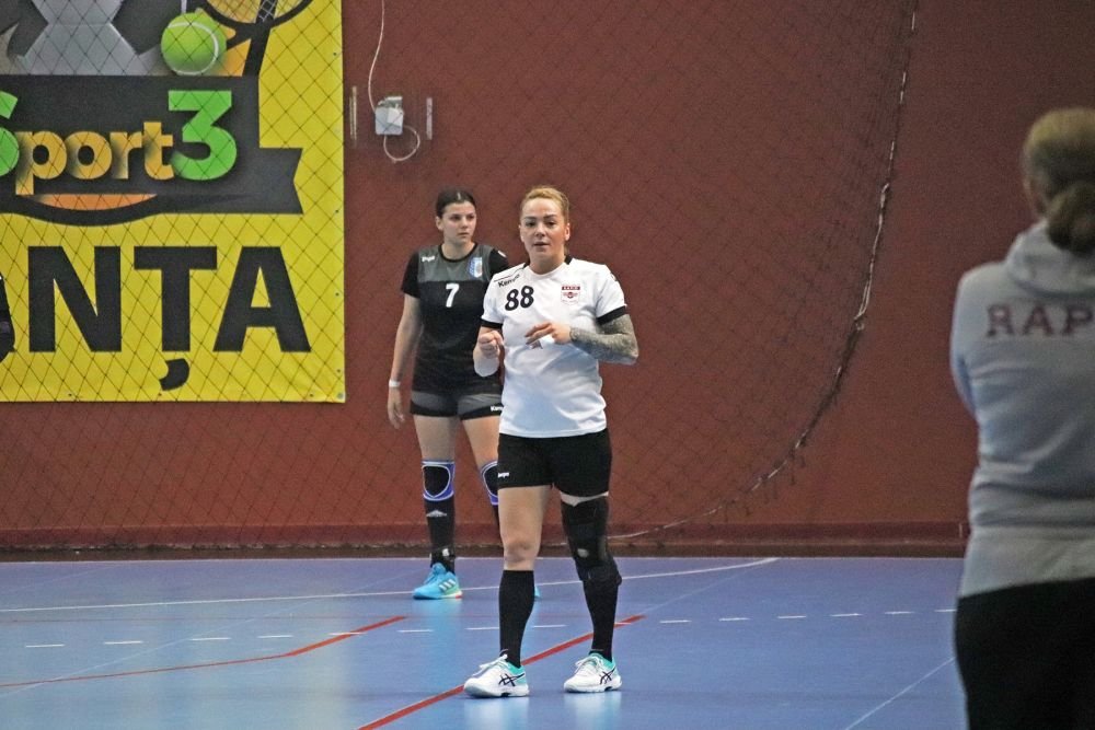 Cea mai veche handbalistă de la Rapid, salutată cu 
