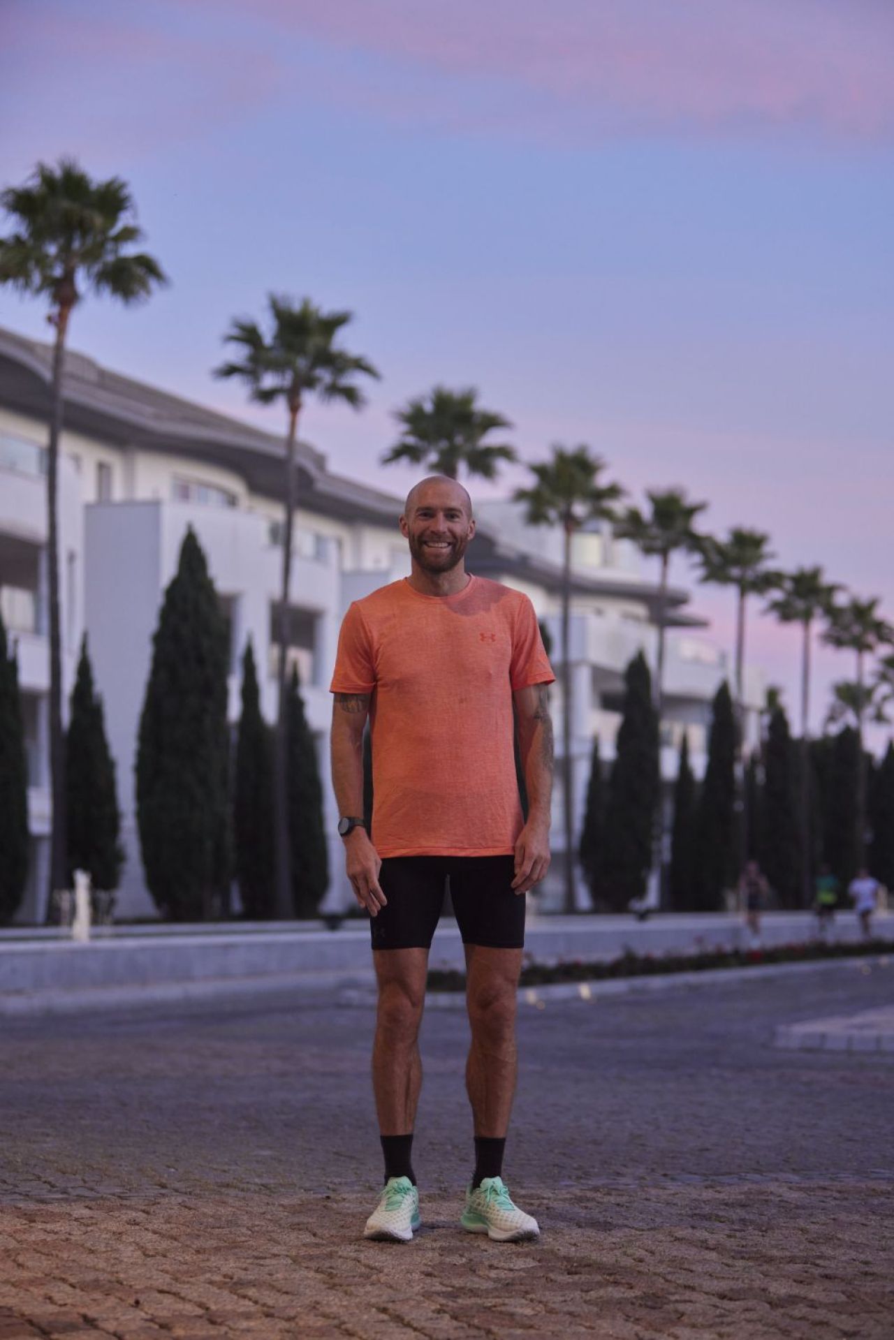 Stephen Scullion, maratonistul olimpic cu minte sclipitoare și pantofi verzi Under Armour Flow Velociti Elite.